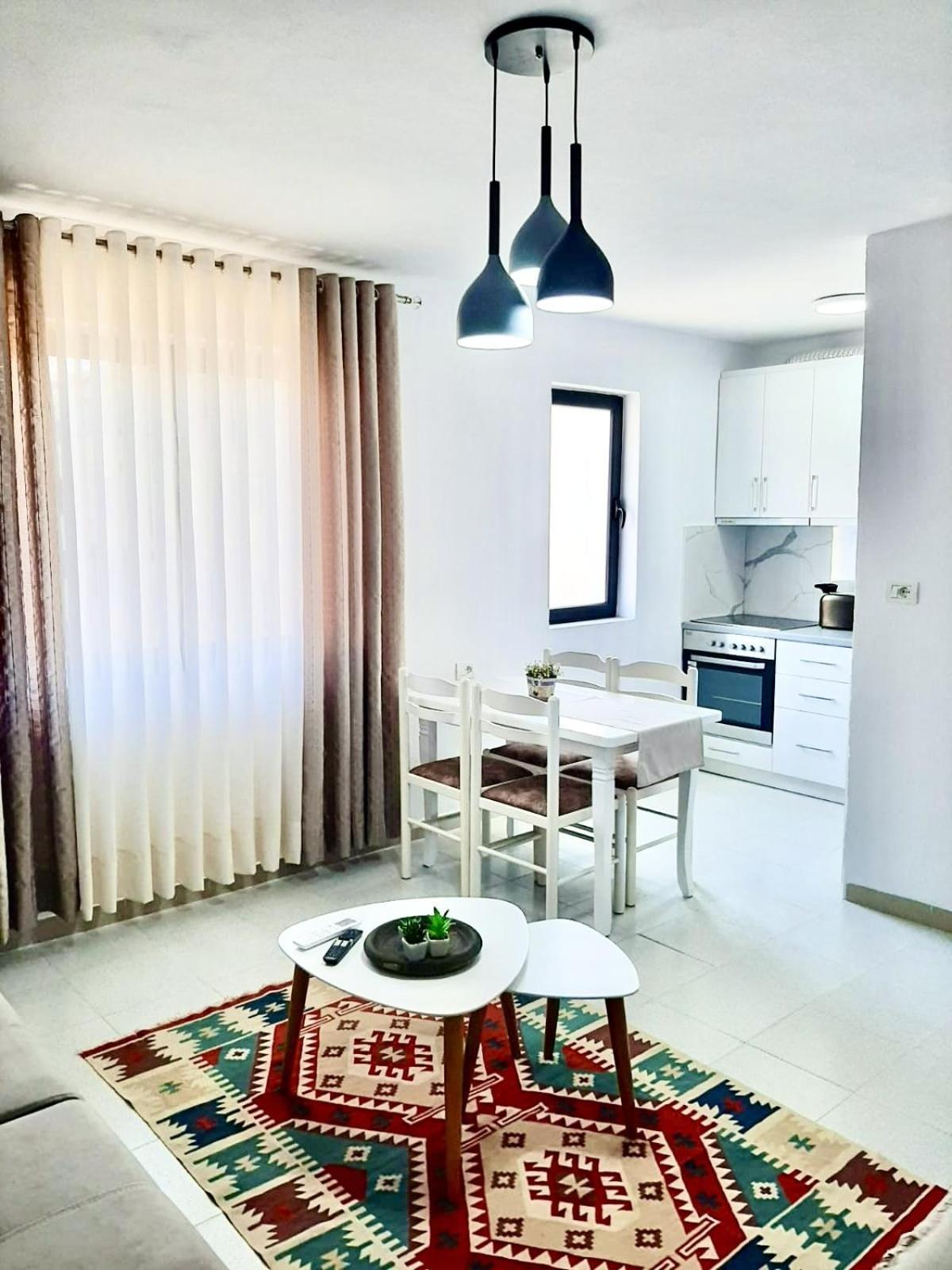 Apartament Koli